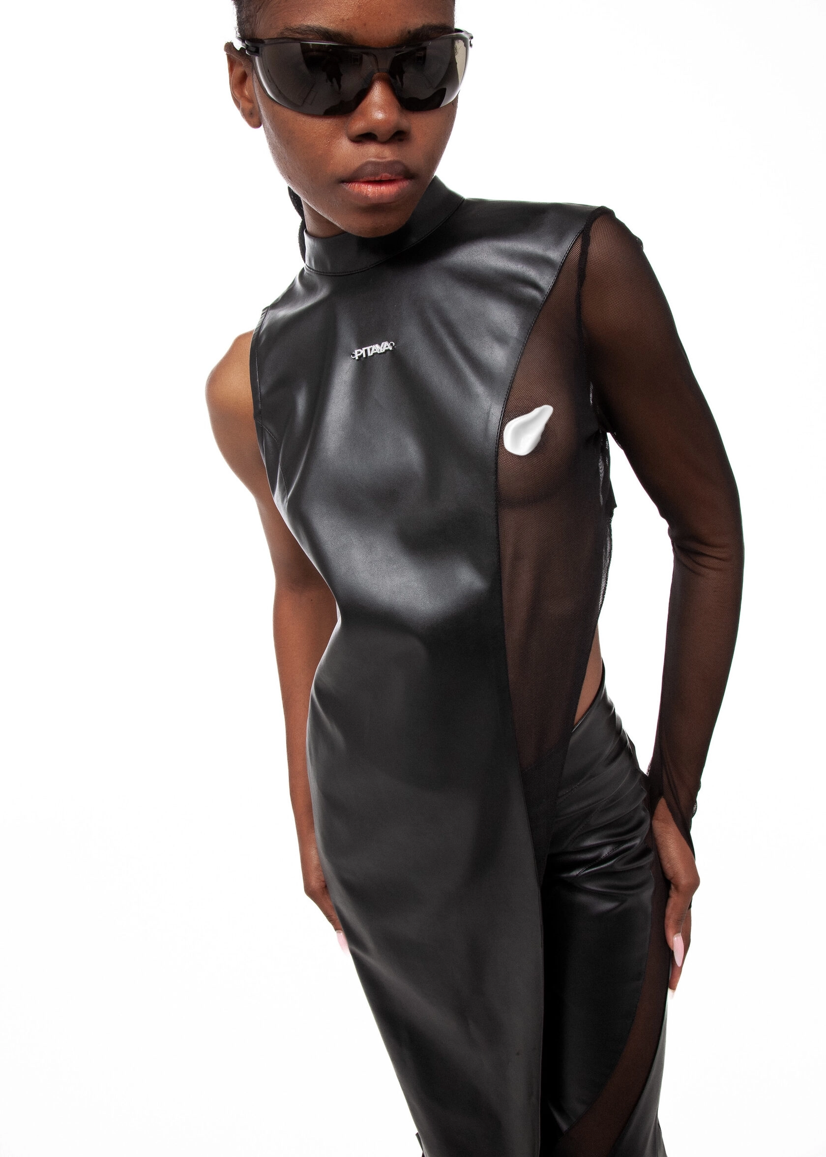 Топ BLACK KIND в черном цвете - 44-46 (M-L) - Черный